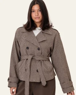 Veraic trenchcoat