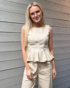 VICHIA PEPLUM TOP