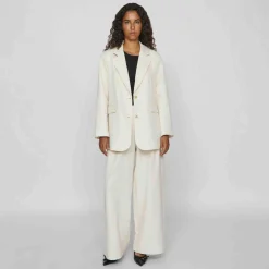 Vikaka back slit blazer