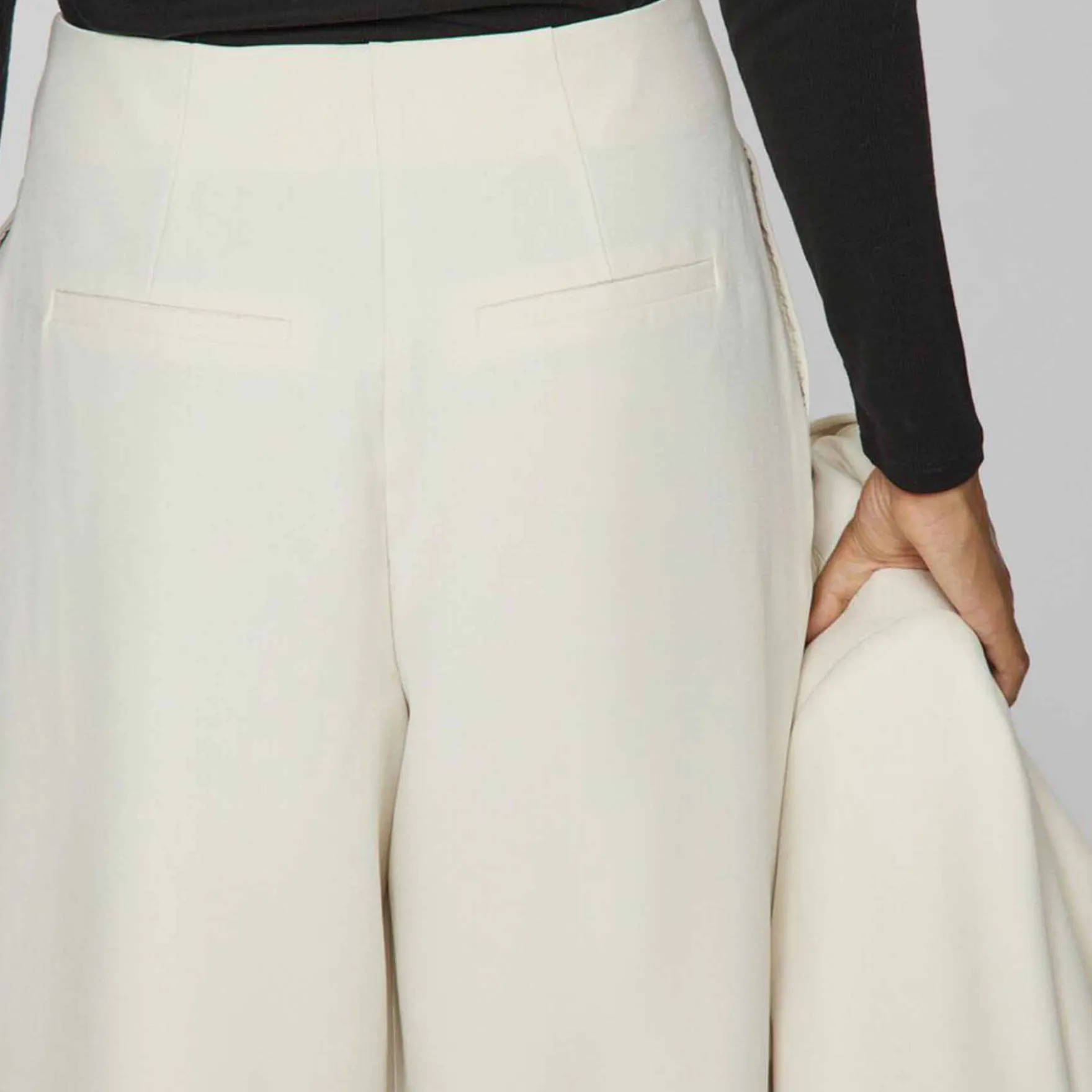 Vikaka hw pleated pants