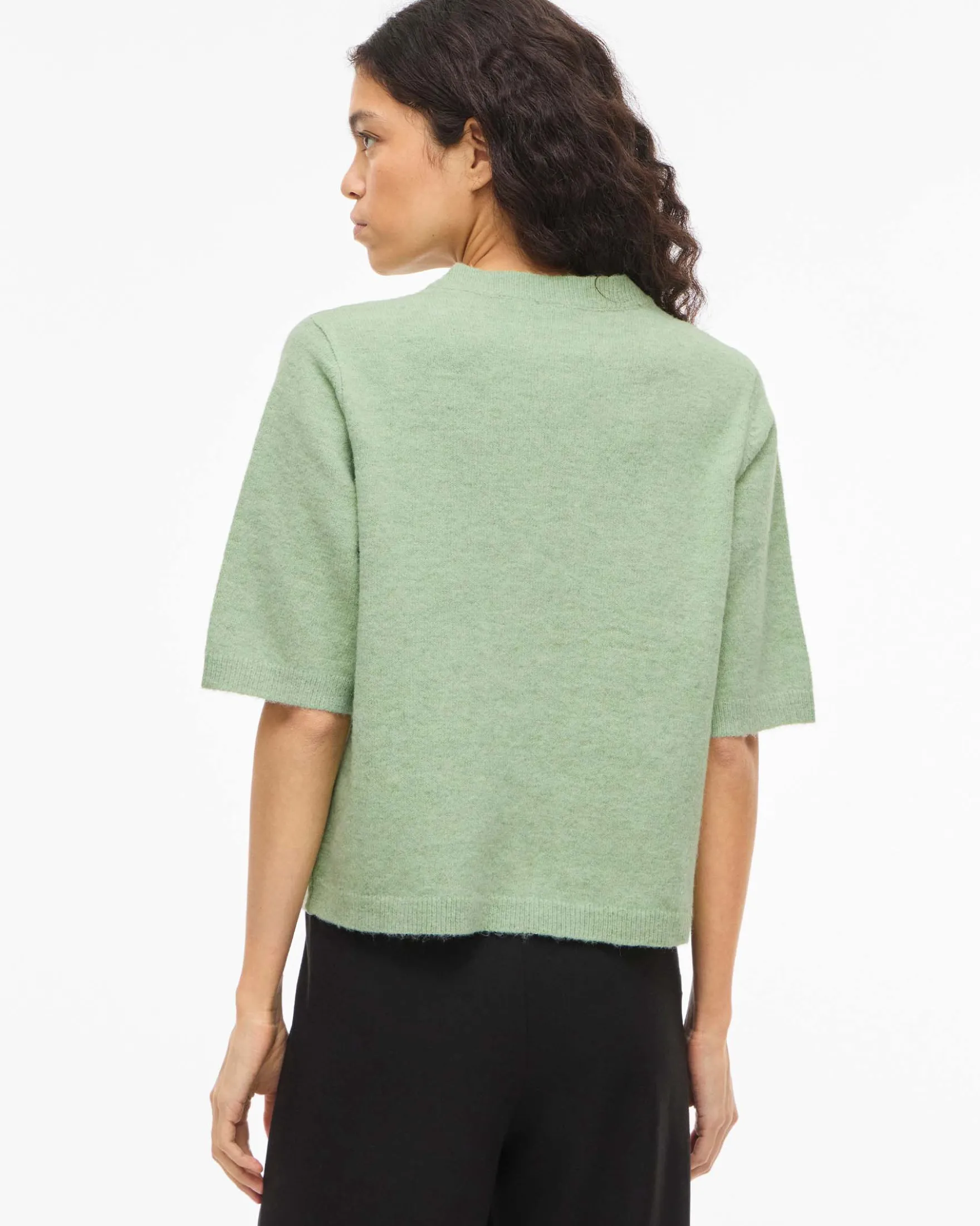 VILIGA O-NECK KNIT CARDIGAN