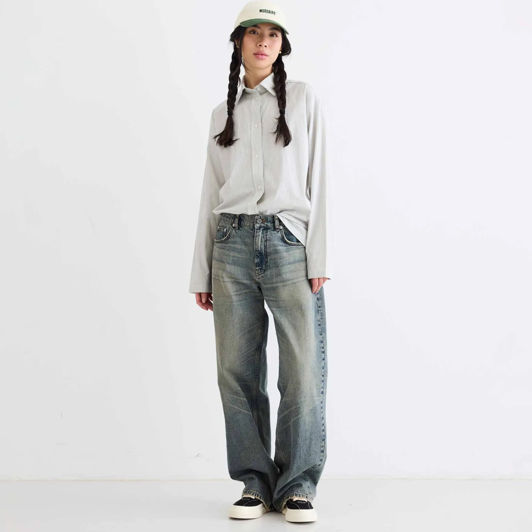Wbkim italics shirt