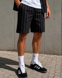 Weeve shorts