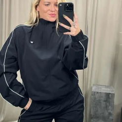 Wwade crinkle track top