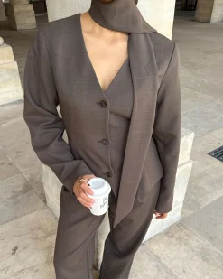 Yaraic blazer